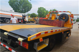 舟山附近拖车电话号码服务