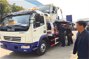 舟山汽车道路救援拖车价格